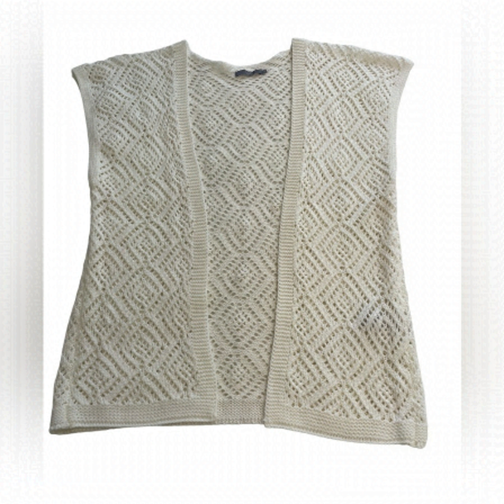 𝅺B. Young Knitted Vest - Size Medium
